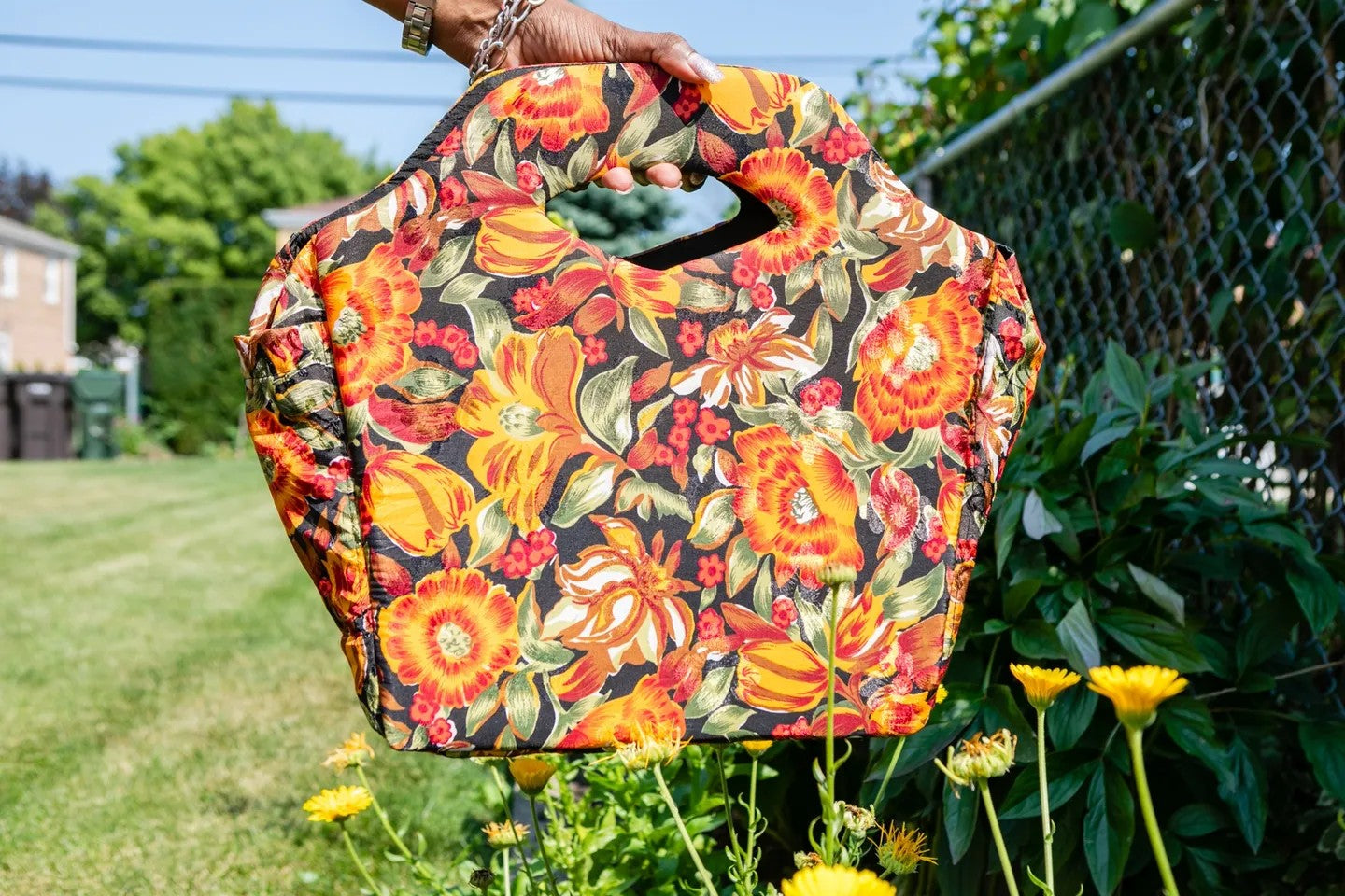 Floral Yellow tulip 🌷Print women Bag. Good size multifunction. Dress up or casual. Handmade in Haïti